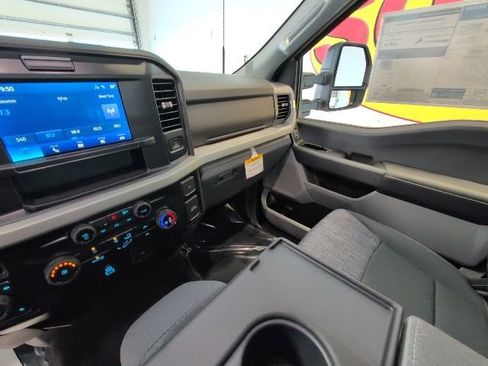 New 2026 Ford F350 XLT AWD/4WD image 22