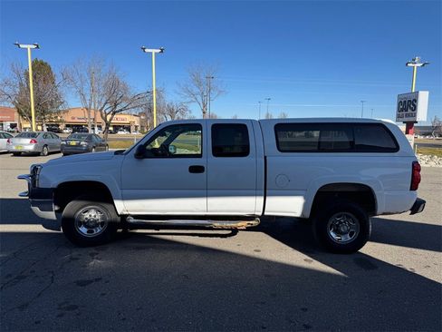 Used 2005 Chevrolet Silverado 2500 LS w/ Skid Plate Package image 5