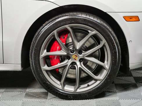 New 2026 Porsche Macan GTS AWD/4WD image 40