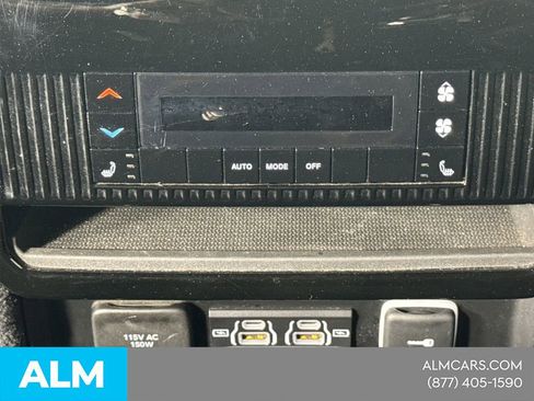 Used 2024 Jeep Wagoneer Series II AWD/4WD image 27