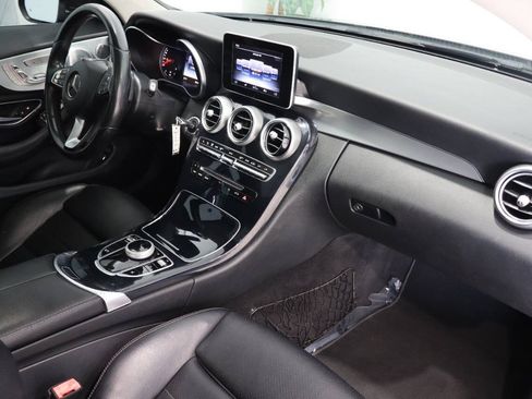 Used 2017 Mercedes-Benz C 300 Coupe image 9