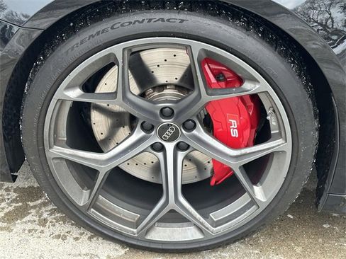 Used 2024 Audi RS 6 performance image 10