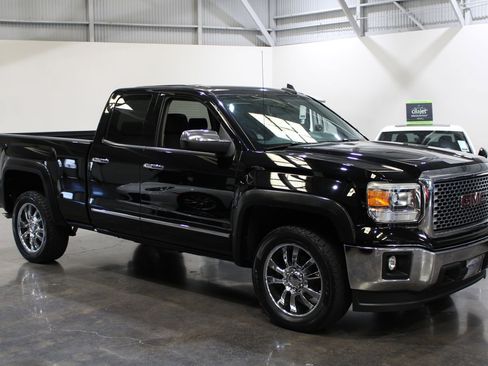 Used 2015 GMC Sierra 1500 SLE w/ SLE Value Package image 4