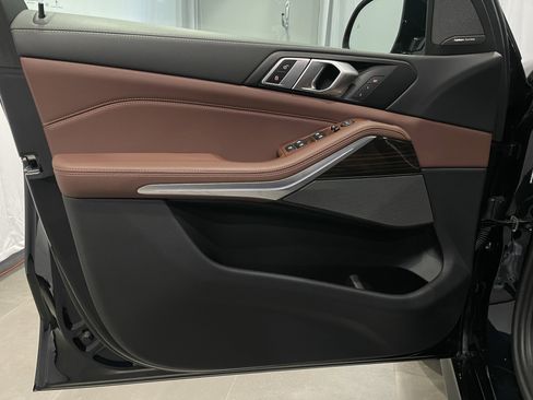 Certified 2024 BMW X5 xDrive40i w/ M Sport Package image 12