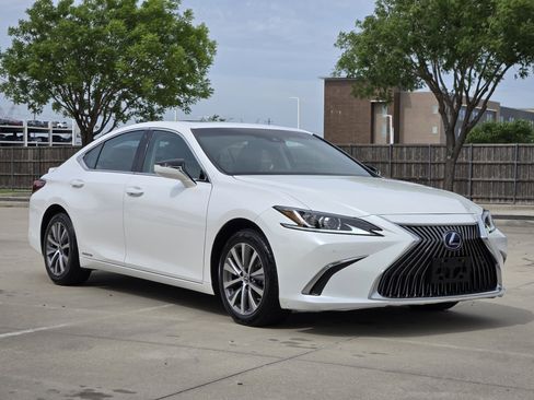 Used 2021 Lexus ES 300h w/ Premium Package FWD image 6