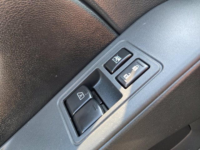 Used 2025 Nissan Frontier S AWD/4WD image 37