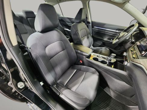 Used 2023 Nissan Altima 2.5 SV AWD/4WD image 23