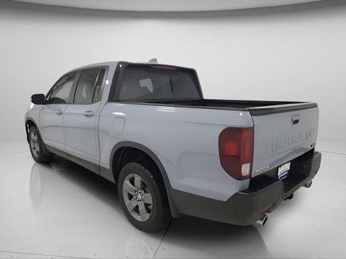 Certified 2025 Honda Ridgeline TrailSport image 12