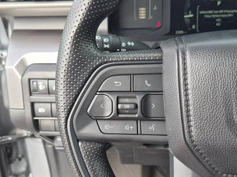 Certified 2026 Toyota Tacoma SR5 AWD/4WD image 22