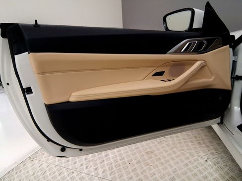 Used 2024 BMW 430i Convertible w/ Convenience Package image 19