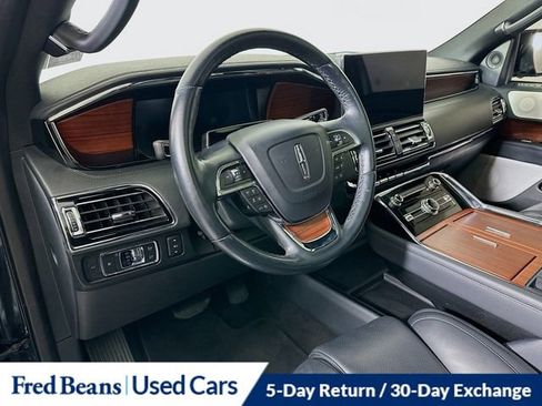 Certified 2022 Lincoln Navigator L Reserve image 11