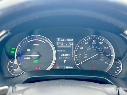 Used 2022 Lexus RX 450h AWD w/ Premium Package image 18