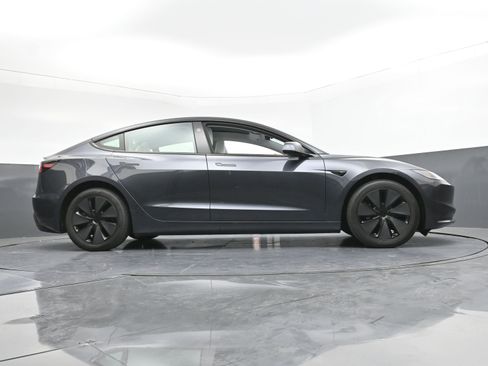 Used 2025 Tesla Model 3 Long Range image 28