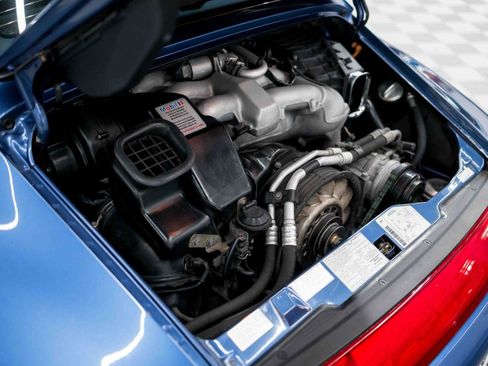 Used 1997 Porsche 911 Carrera RWD image 88