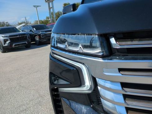 Certified 2022 Chevrolet Suburban High Country image 10