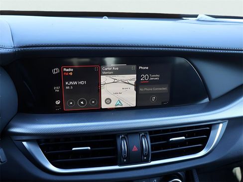 New 2025 Alfa Romeo Stelvio Sprint image 24