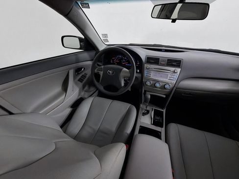 Used 2011 Toyota Camry LE w/ LE Extra-Value Pkg FWD image 11