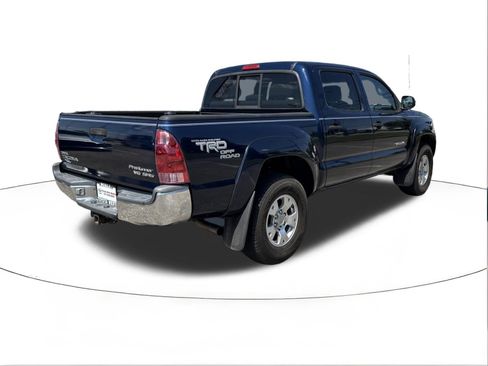 Used 2006 Toyota Tacoma PreRunner RWD image 3
