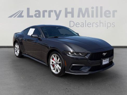 Used 2024 Ford Mustang Coupe w/ 2.3L High Performance Package RWD image 8