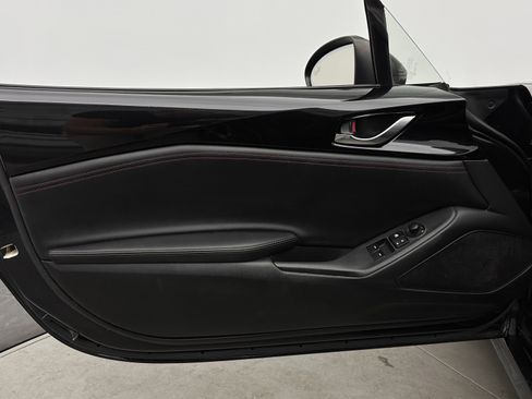 Used 2018 MAZDA MX-5 Miata Grand Touring image 10