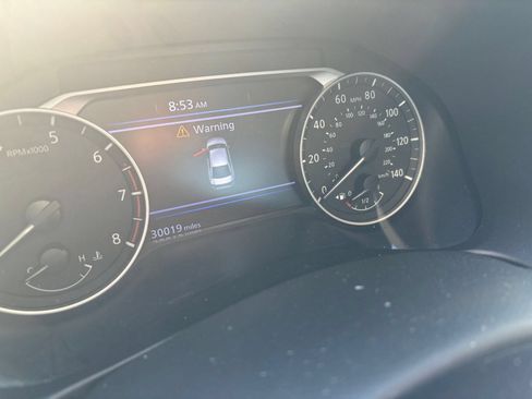 Used 2025 Nissan Altima 2.5 SV FWD image 9
