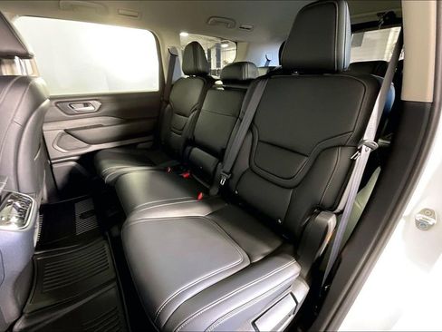 New 2026 Nissan Armada SV RWD image 15