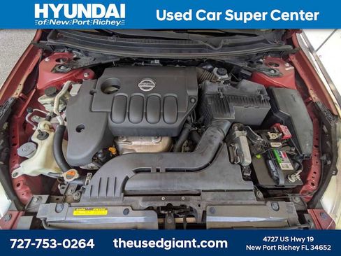 Used 2010 Nissan Altima 2.5 SL w/ SL Pkg FWD image 13