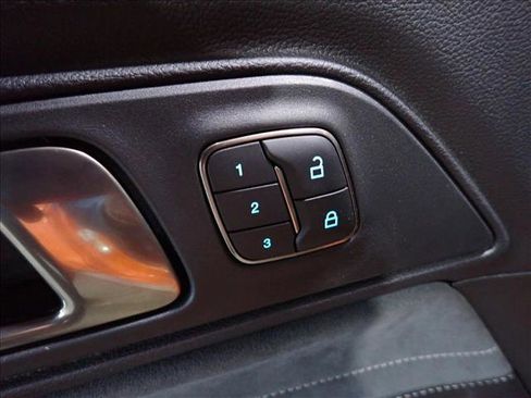 Used 2020 Ford Mustang Shelby GT350 w/ Technology Package image 14