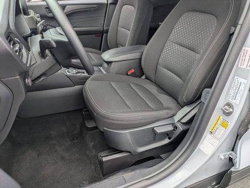 Used 2025 Ford Escape Active AWD/4WD image 14