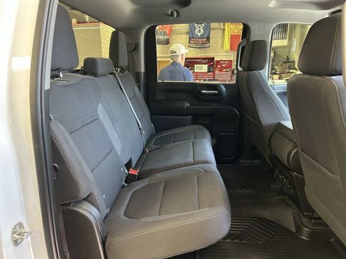 Used 2023 Chevrolet Silverado 2500 LT w/ Convenience Package AWD/4WD image 16