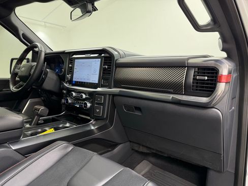 Used 2025 Ford F150 Raptor AWD/4WD image 36