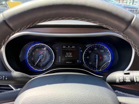 Used 2023 Chrysler Voyager LX FWD image 22