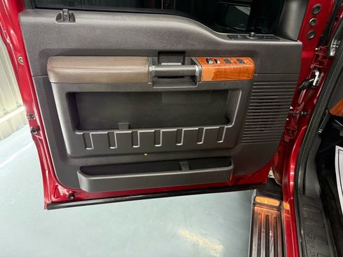 Used 2016 Ford F350 King Ranch w/ FX4 Off-Road Package image 17