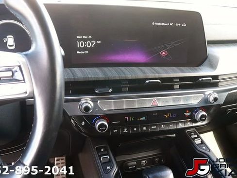 Certified 2023 Kia Telluride SX Prestige AWD/4WD image 22