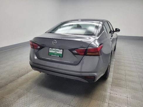 Used 2024 Nissan Altima 2.5 SV image 7