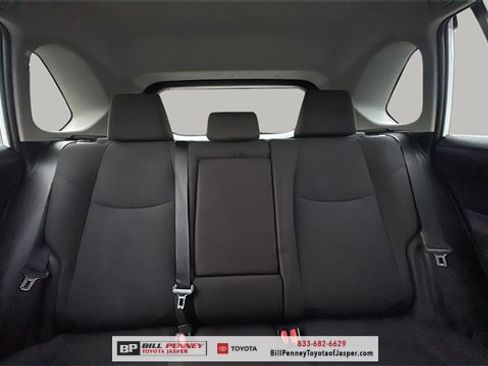 Used 2020 Toyota RAV4 LE image 17