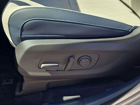 New 2026 Kia Carnival SX FWD image 22