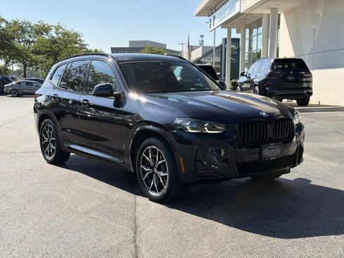 Used 2024 BMW X3 xDrive30i w/ Premium Package AWD/4WD image 3