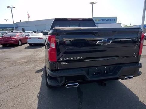 Used 2026 Chevrolet Silverado 1500 LT Trail Boss w/ LT Trail Boss Premium Package AWD/4WD image 7