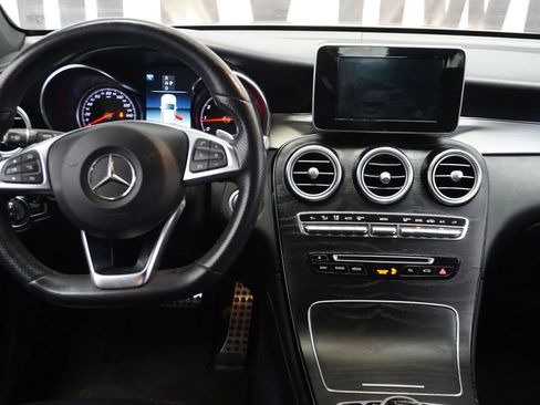 Used 2019 Mercedes-Benz GLC 300 w/ AMG Line image 14