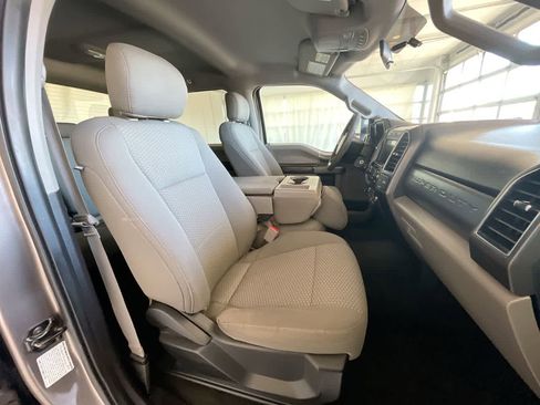 Used 2018 Ford F350 XLT w/ XLT Premium Package image 24