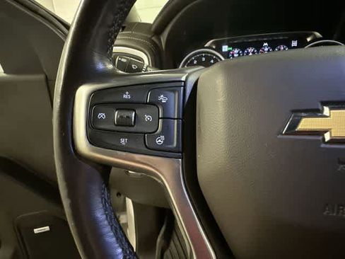 Used 2022 Chevrolet Silverado 1500 LTZ w/ LTZ Premium Package AWD/4WD image 9