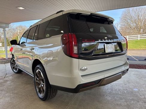 New 2026 Ford Expedition King Ranch AWD/4WD image 9