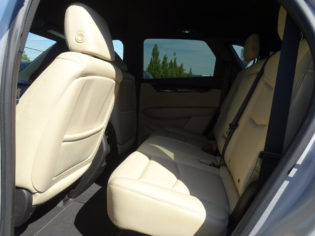 Used 2018 Cadillac XT5 FWD image 14