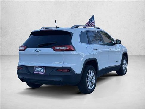 Used 2016 Jeep Cherokee Latitude image 5