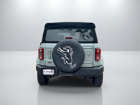 Used 2023 Ford Bronco Outer Banks image 6