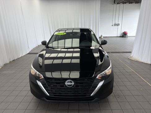 Used 2025 Nissan Sentra S w/ Lighting Package FWD image 2