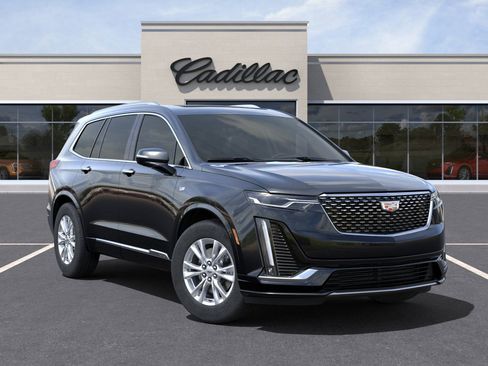 New 2025 Cadillac XT6 Luxury FWD image 7