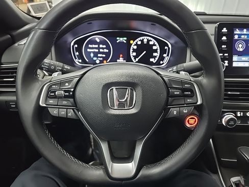 Used 2019 Honda Accord Sport image 19