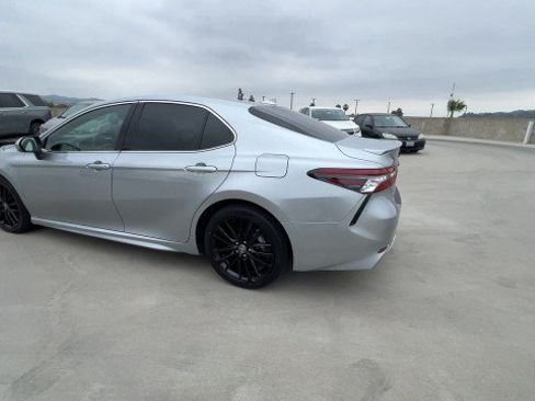 Used 2023 Toyota Camry XSE FWD image 6